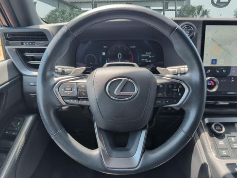 Certified 2025 Lexus GX 550 w/ Cold Area Package AWD/4WD image 13