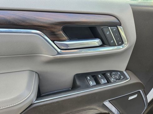 Used 2023 GMC Sierra 1500 SLT w/ SLT Convenience Package image 35