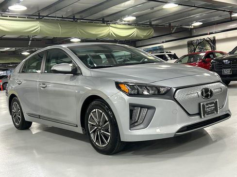 Used 2020 Hyundai Ioniq Limited image 1