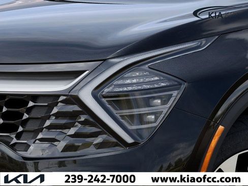 New 2025 Kia Sportage EX image 10