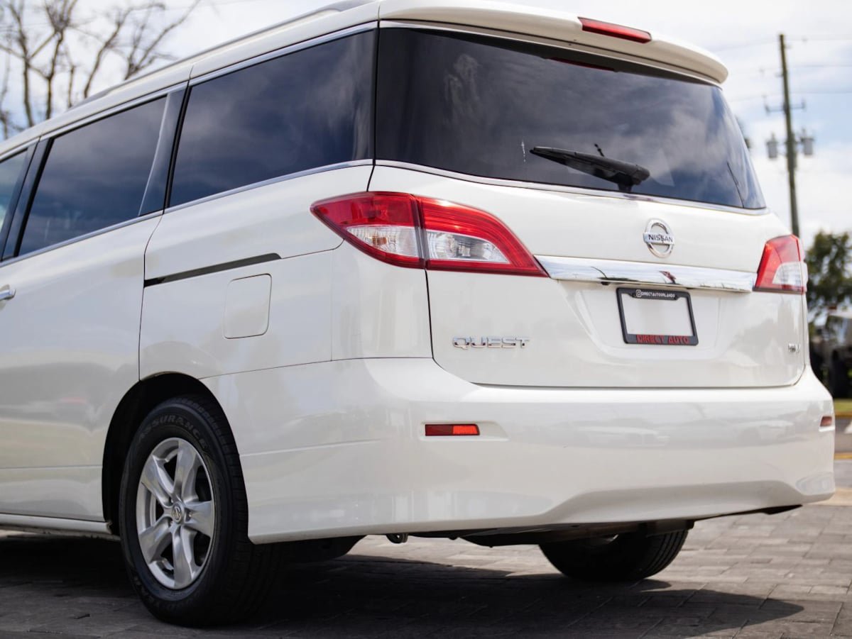 Used 2017 Nissan Quest SV FWD image 10