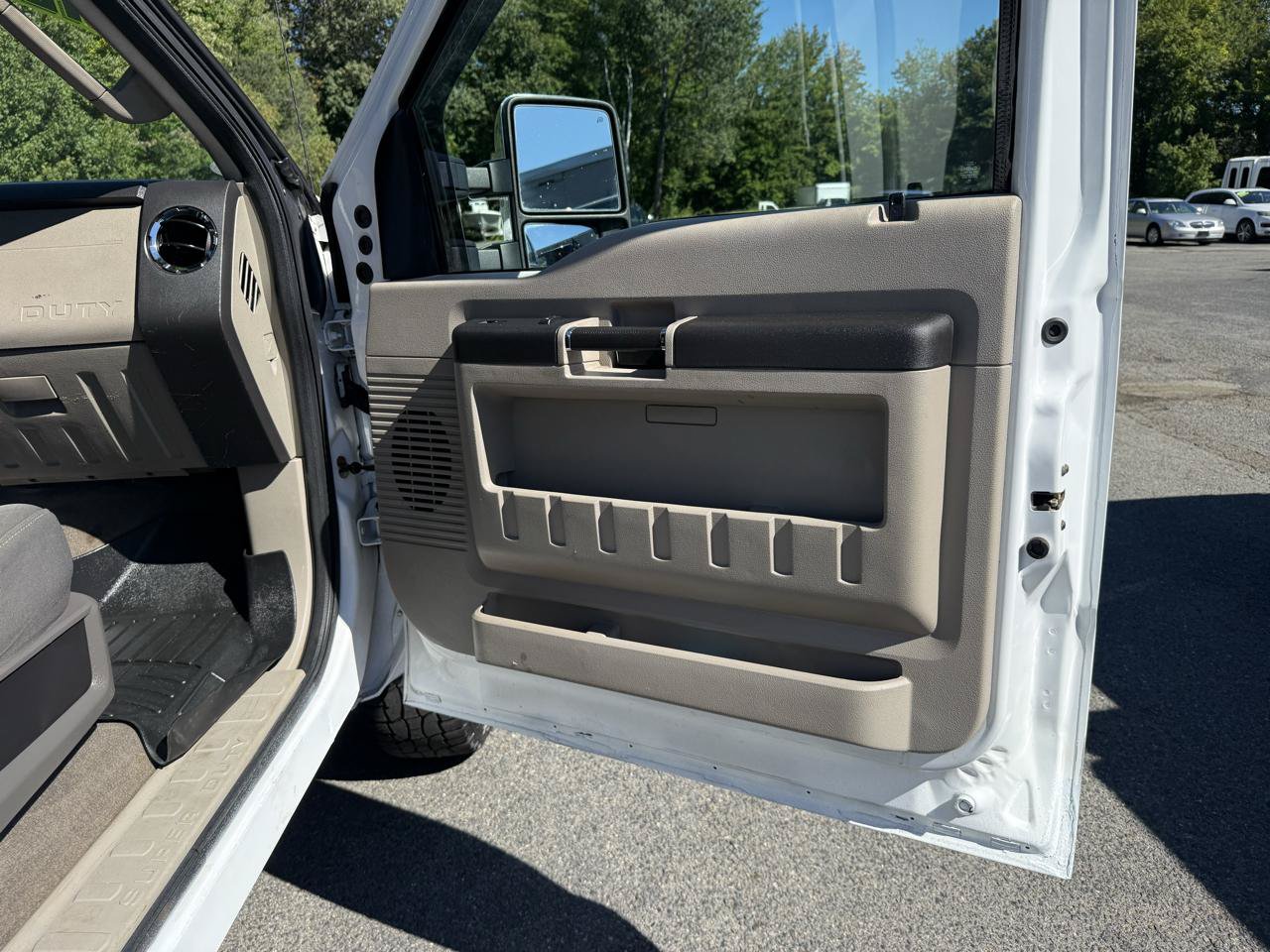 Used 2010 Ford F250 XLT AWD/4WD image 19