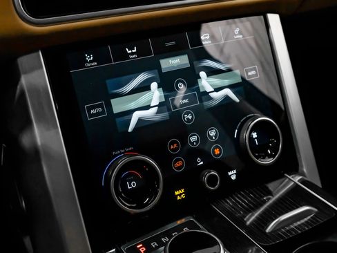 Used 2019 Land Rover Range Rover Long Wheelbase Autobiography image 28