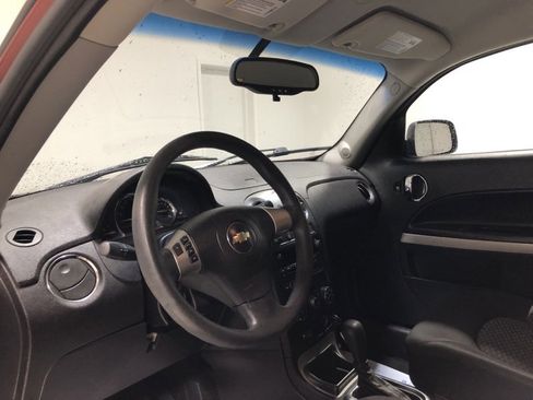 Used 2009 Chevrolet HHR LS image 18
