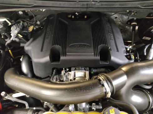 Used 2019 Ford Expedition Limited w/ Equipment Group 302A RWD image 30