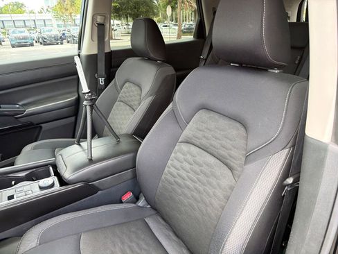 Certified 2024 Nissan Pathfinder SV AWD/4WD image 20