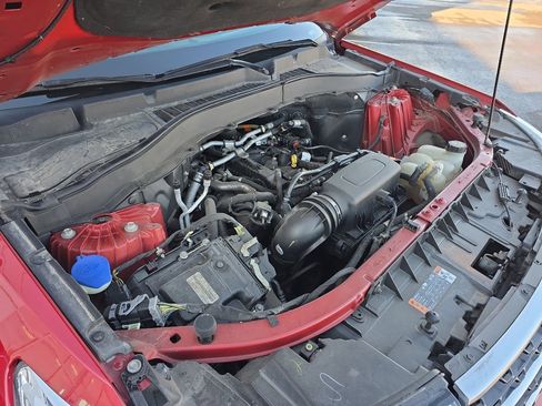 Used 2021 Ford Explorer XLT image 37