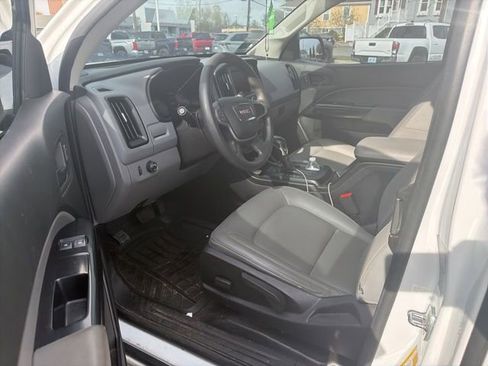 Used 2022 GMC Canyon Elevation Standard w/ Convenience Package RWD image 3