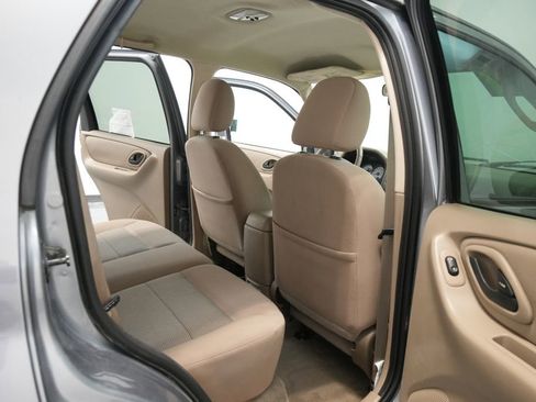 Used 2007 Ford Escape XLT image 22