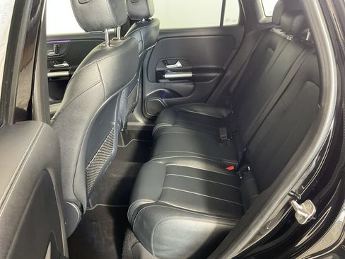 Used 2025 Mercedes-Benz GLA 250 image 20
