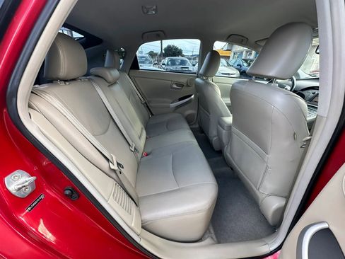 Used 2011 Toyota Prius Four w/ Navigation Pkg image 19