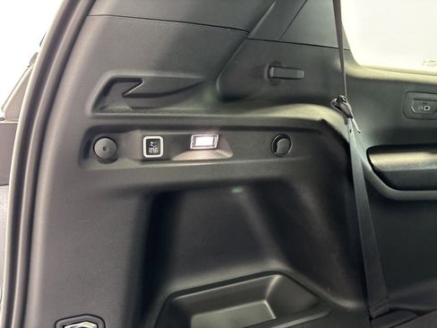 New 2025 Jeep Grand Cherokee L Limited w/ Black Appearance Package image 42