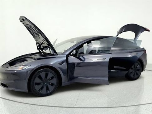 Used 2025 Tesla Model 3 RWD image 14