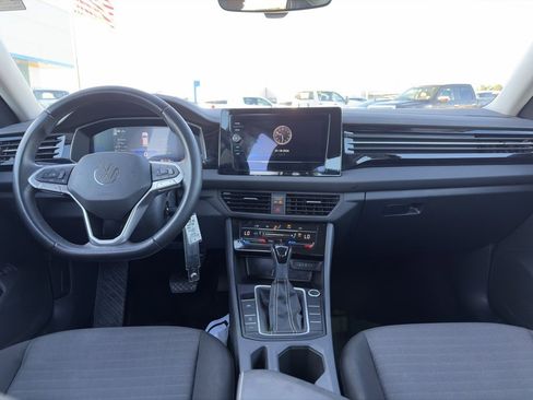 Used 2025 Volkswagen Jetta S image 10