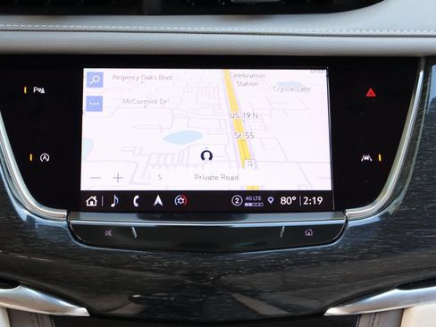 Used 2022 Cadillac XT6 Premium Luxury image 15