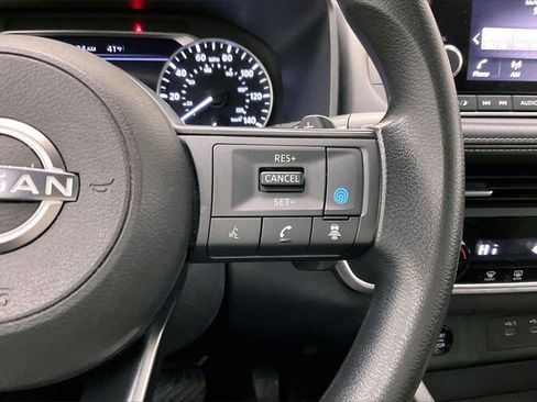 Certified 2024 Nissan Rogue SV image 18