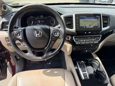 Used 2016 Honda Pilot Touring image 18