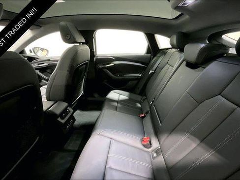 Certified 2025 Audi A6 e-tron Premium w/ Ultra Package AWD/4WD image 20