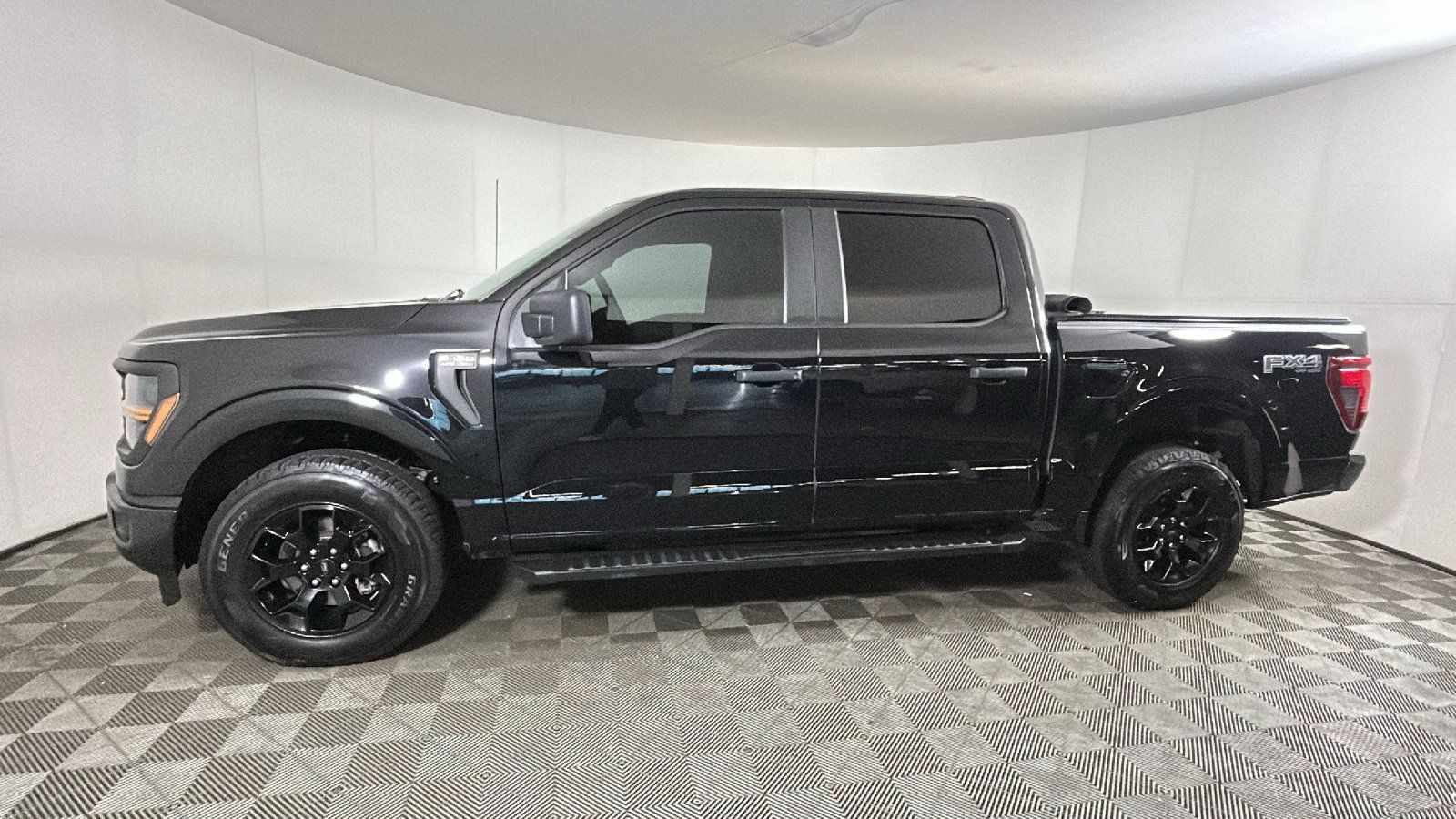 Used 2024 Ford F150 STX w/ Equipment Group 201A FX4 AWD/4WD image 6