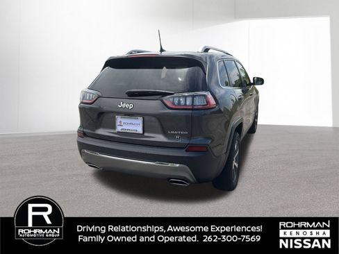 Used 2019 Jeep Cherokee Limited w/ Luxury Group FWD image 5