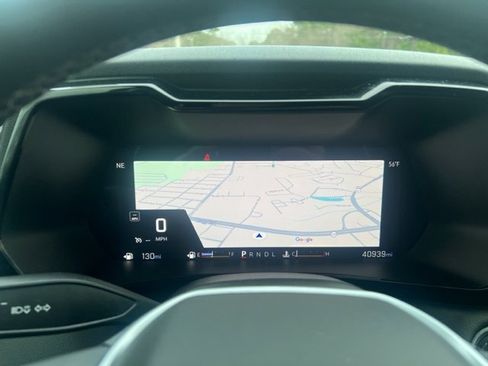 Used 2024 Chevrolet Colorado LT w/ LT Convenience Package III image 9