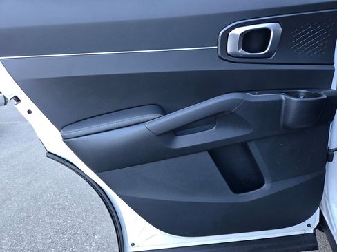 New 2026 Kia Sorento S w/ S Panoramic Sunroof Package image 24