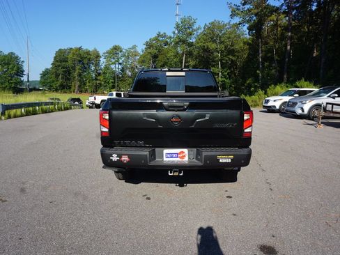 Used 2021 Nissan Titan PRO-4X w/ Pro-4x Convenience Package AWD/4WD image 22