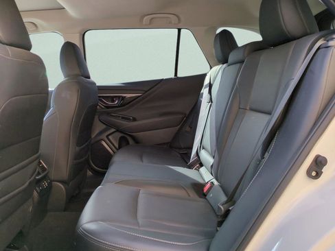 Used 2023 Subaru Outback Limited image 14