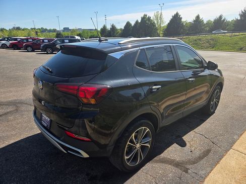 Used 2023 Buick Encore GX Select AWD/4WD image 3