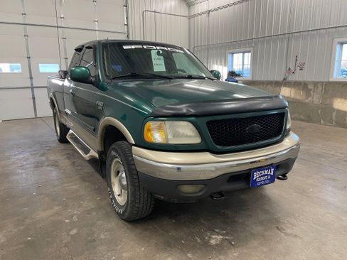 Used 1999 Ford F150 XLT image 7