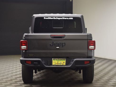 New 2026 Jeep Gladiator Sport image 13
