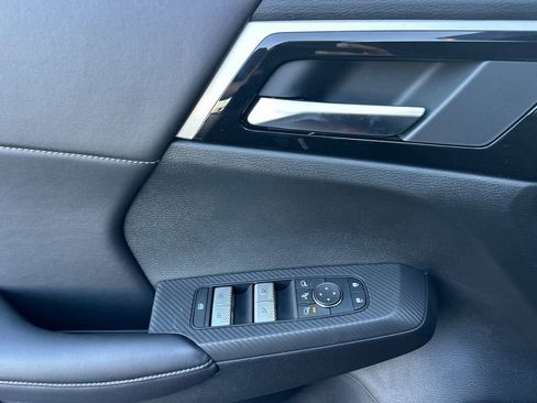 New 2025 Mitsubishi Outlander SE image 12