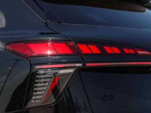 New 2026 Audi Q3 quattro 2.0T AWD/4WD image 12