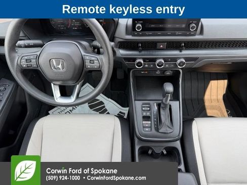 Used 2023 Honda CR-V LX image 3