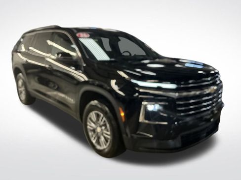 Certified 2026 Chevrolet Traverse LT image 8