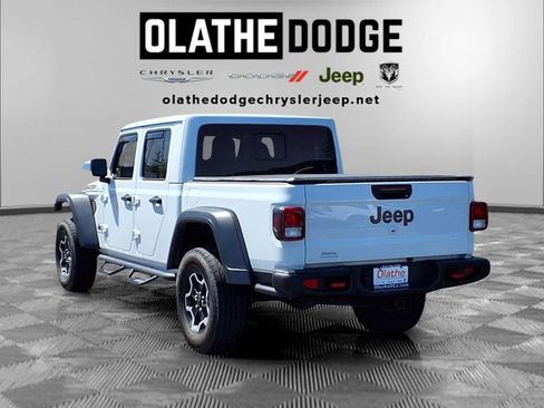 Certified 2023 Jeep Gladiator Rubicon w/ Cold Weather Group AWD/4WD image 3
