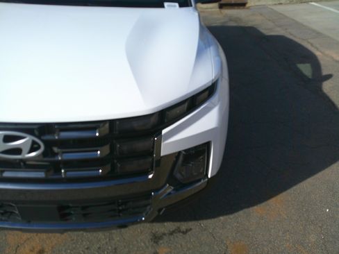 Used 2025 Hyundai Santa Cruz Limited image 7