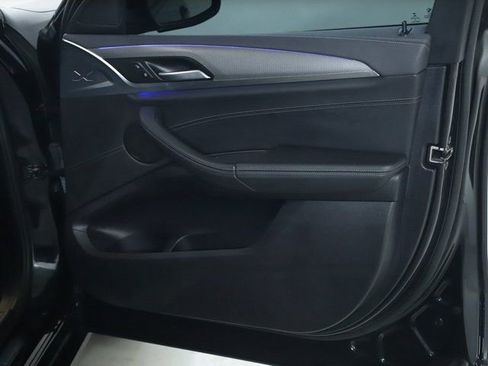 Used 2019 BMW X4 M40i w/ Executive Package image 37