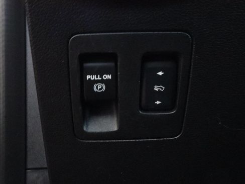 Used 2018 Ford F150 XLT w/ Equipment Group 302A Luxury image 20