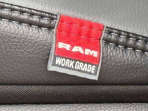 New 2026 RAM 2500 Tradesman AWD/4WD image 18