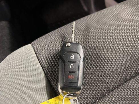 Used 2019 Ford F250 XL w/ STX Appearance Package image 30