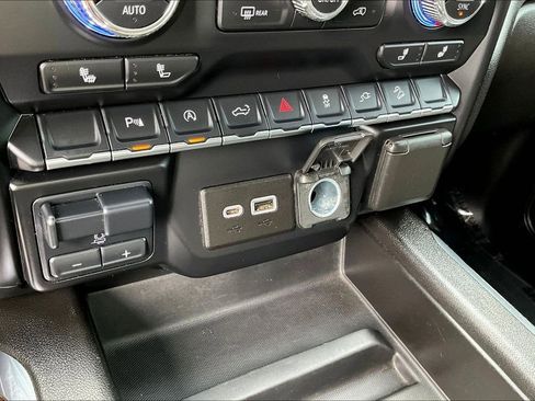 Used 2021 GMC Sierra 1500 Elevation AWD/4WD image 19