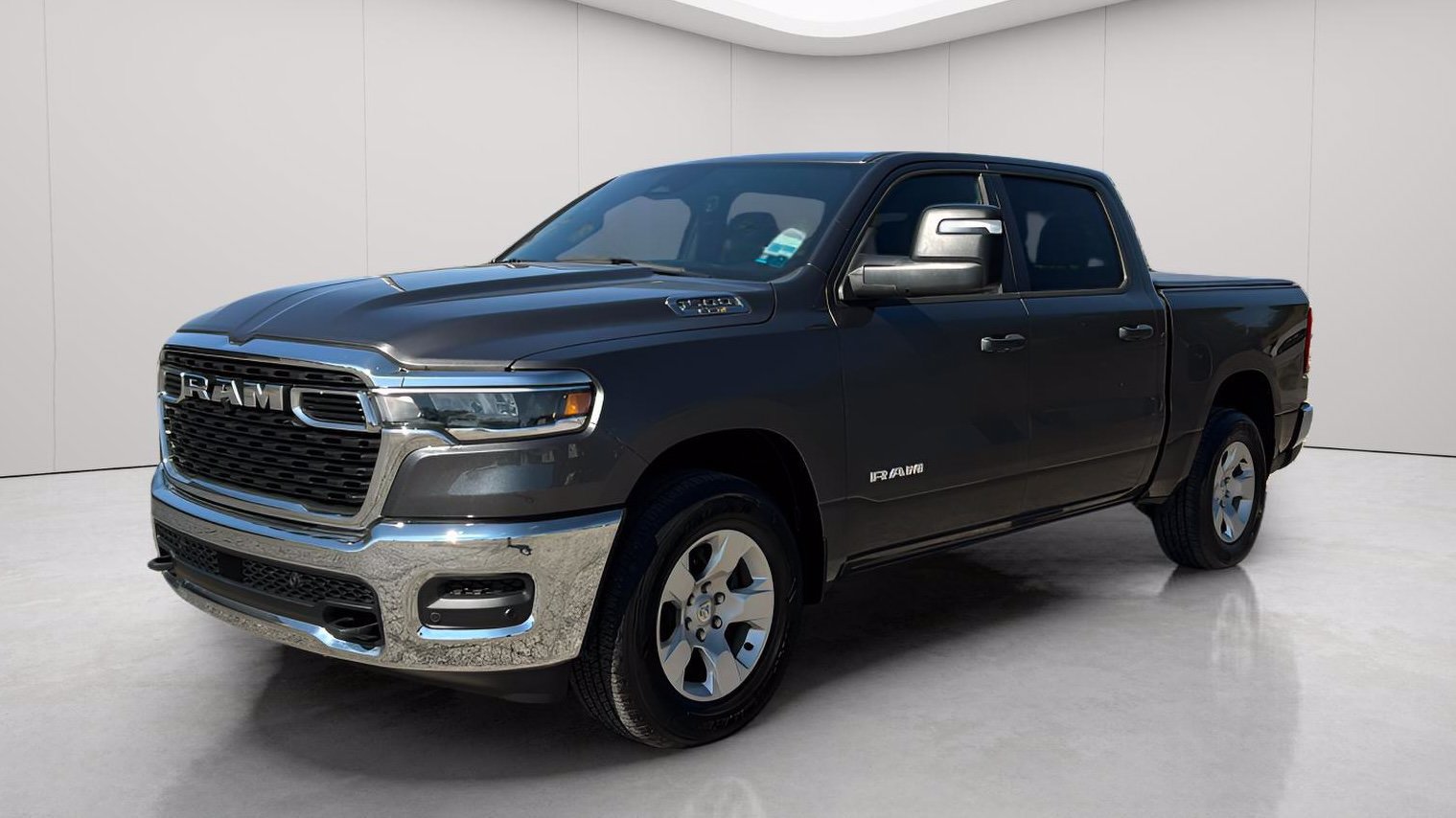 Used 2025 RAM 1500 Tradesman AWD/4WD image 10