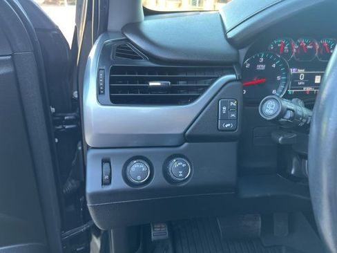 Used 2019 Chevrolet Tahoe LT image 21