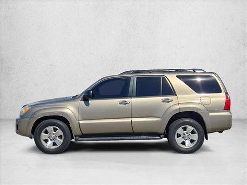 Used 2008 Toyota 4Runner SR5 image 9