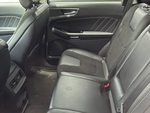 Used 2016 Ford Edge Sport w/ Technology Package AWD/4WD image 6