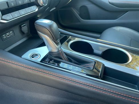 Used 2025 Nissan Altima 2.5 SR image 38