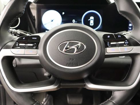 Used 2022 Hyundai Elantra Limited FWD image 12
