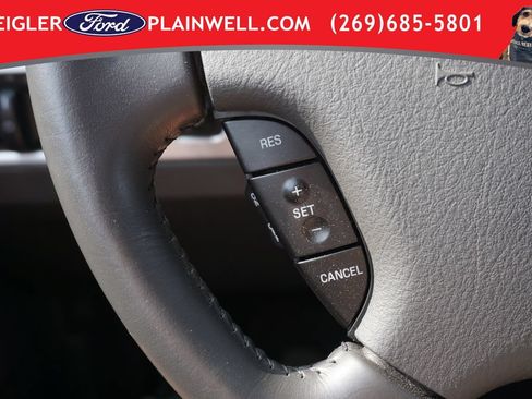 Used 2002 Ford Thunderbird RWD image 19