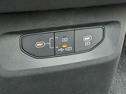 New 2025 Kia EV6 Light RWD image 27
